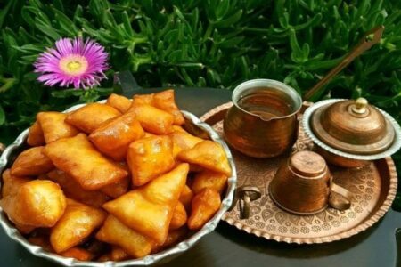 طرز تهیه گوش فیل سنتی با ماست