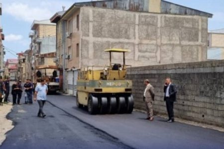 عملیات آسفالت معابر حمیدیان رشت آغاز شد