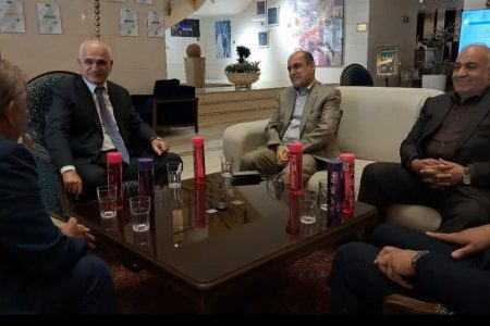 تاکید استاندار گیلان و معاون نخست وزیر آذربایجان بر تکمیل راه‌آهن رشت آستارا