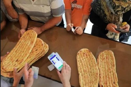 نان در رشت هرروز کوچک تر و گران تر از دیروز