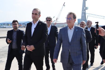 بازدید معاون وزیر راه و شهرسازی از زیرساخت های بندری و لجستیکی منطقه آزاد انزلی