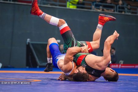 بانک شهر قهرمان لیگ کشتی آزاد شد | جنگ در میان فحاشی، پرتاب بطری و آشغال!